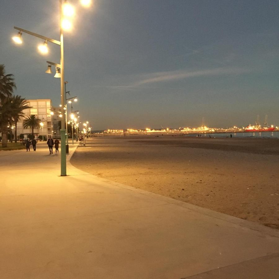 Carrer De Victoria Dels Angels, 11 Apartman La Pineda Kültér fotó