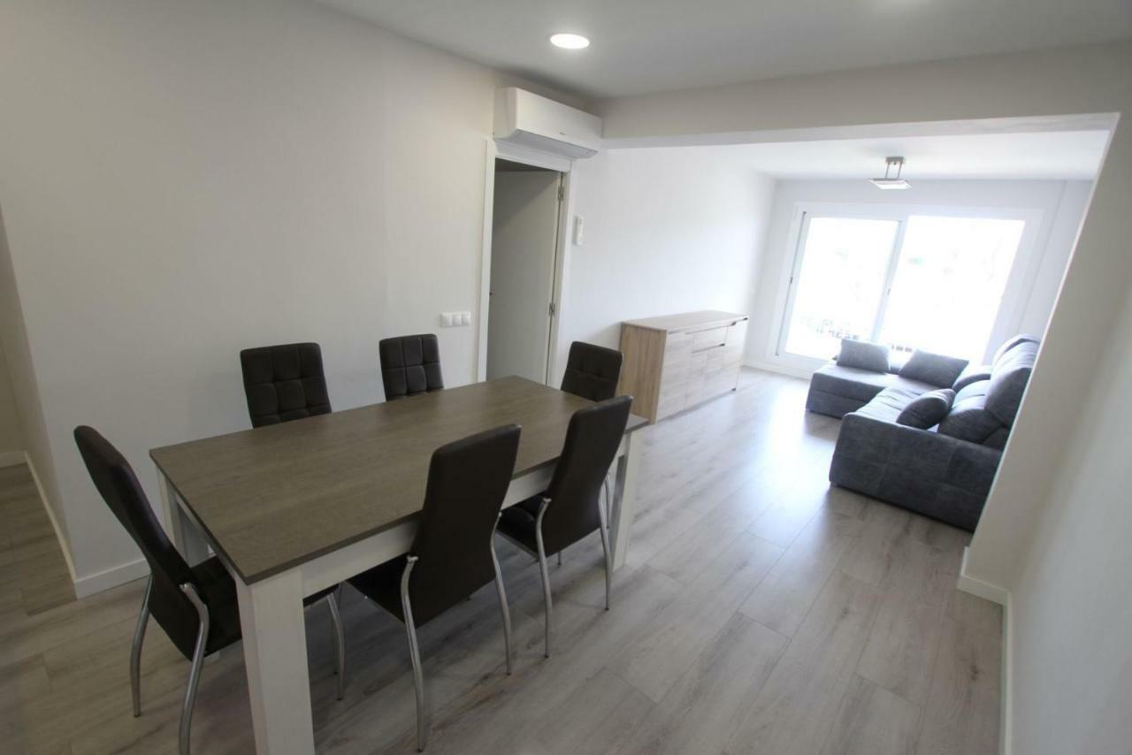 Carrer De Victoria Dels Angels, 11 Apartman La Pineda Kültér fotó