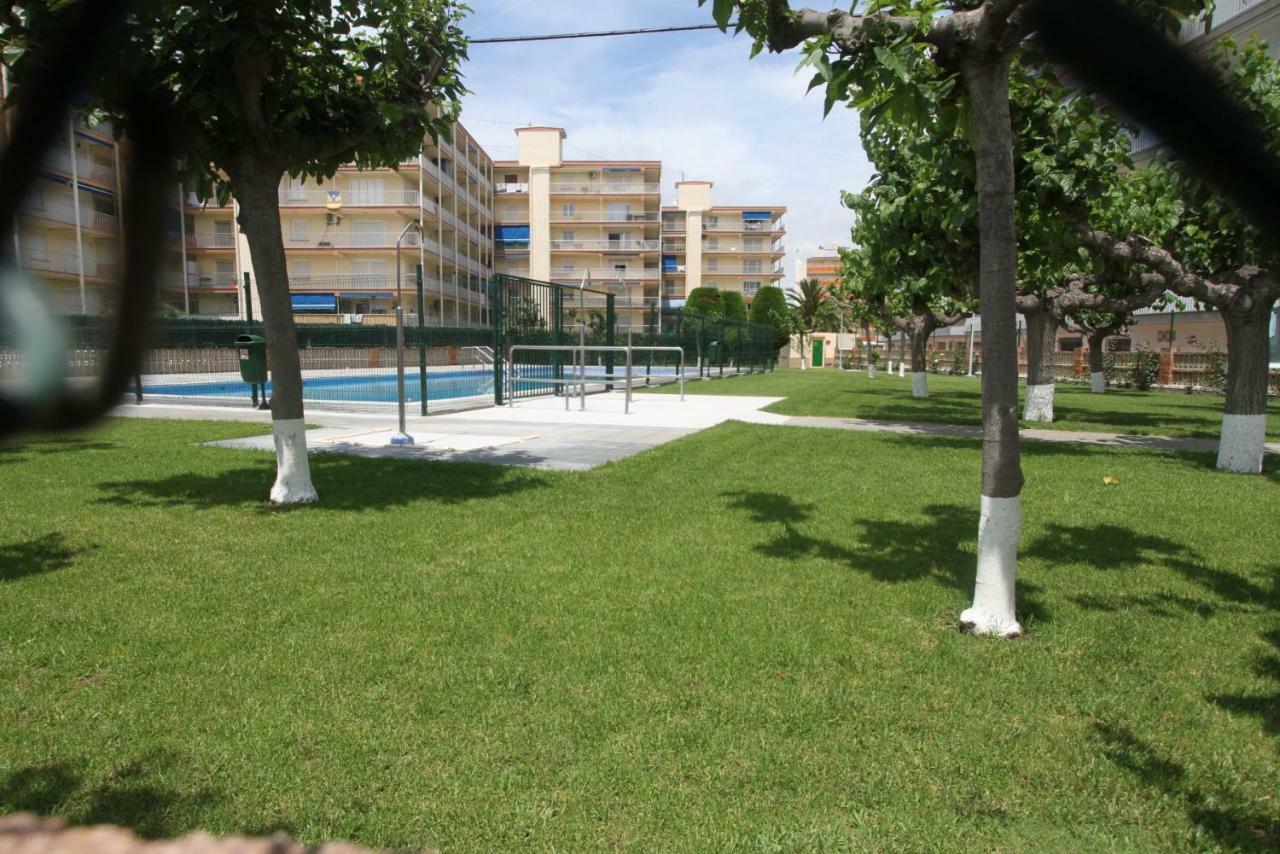 Carrer De Victoria Dels Angels, 11 Apartman La Pineda Kültér fotó